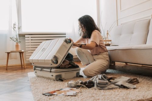 vacation women packing security